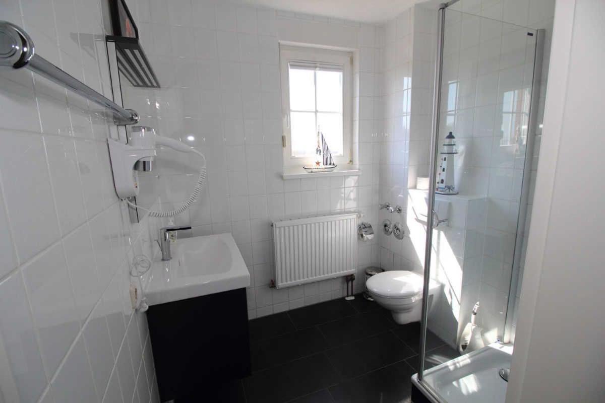 Ferienwohnung Kranichglueck Neddesitz エクステリア 写真