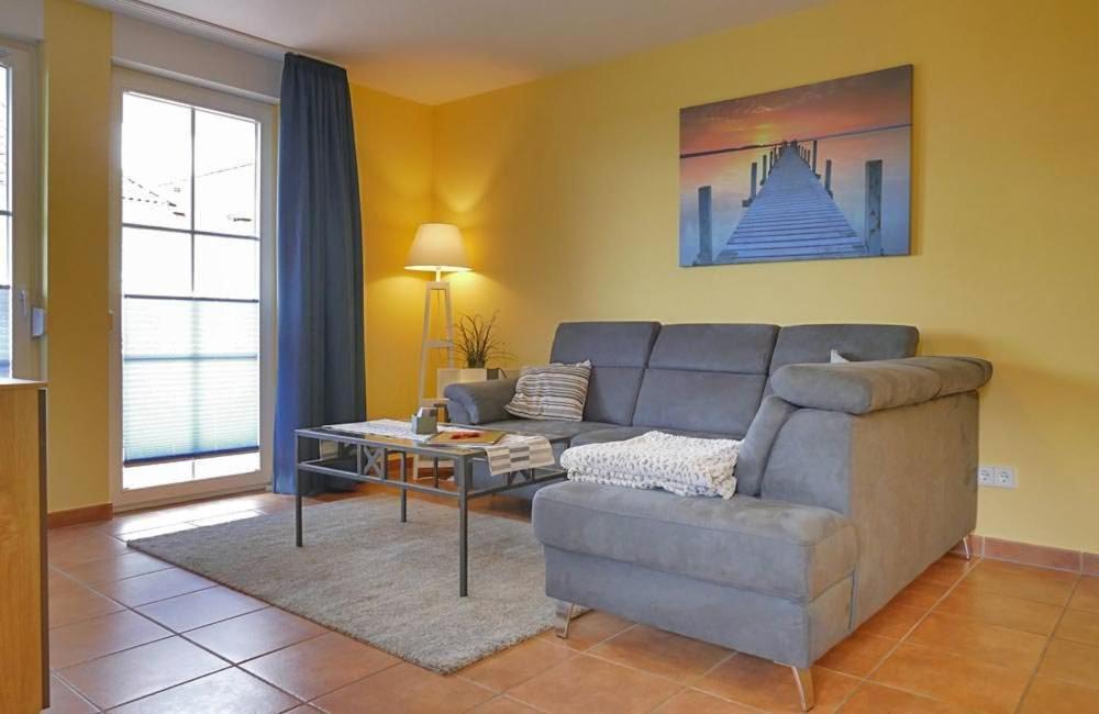 Ferienwohnung Kranichglueck Neddesitz エクステリア 写真